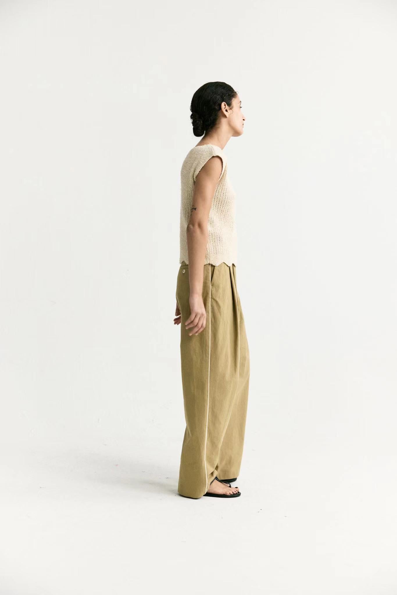 Short-sleeved Knitted Vest