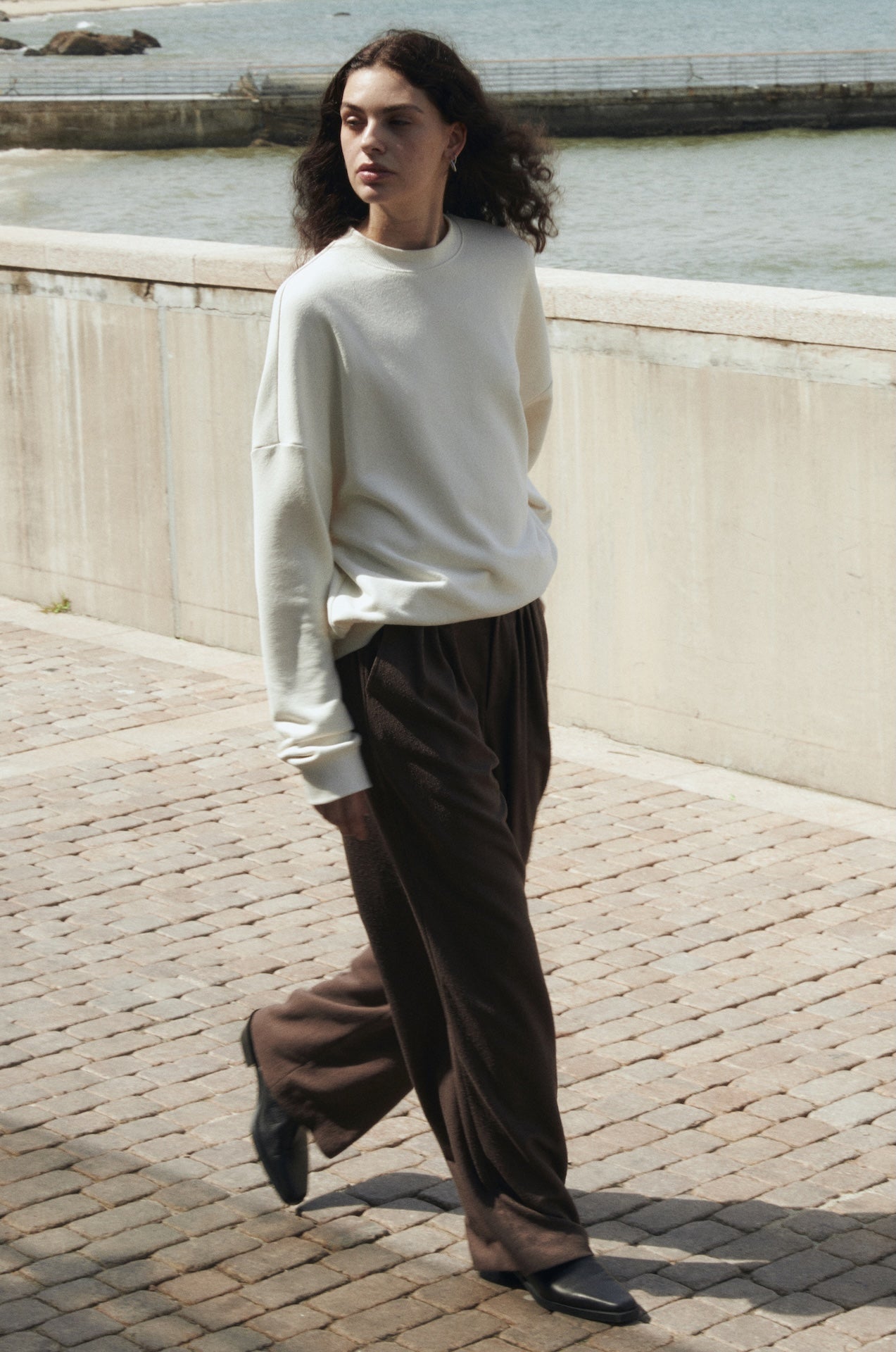 Cotton-Blend Bouclé Knit Crewneck Drop-Shoulder Pullover Sweatshirt