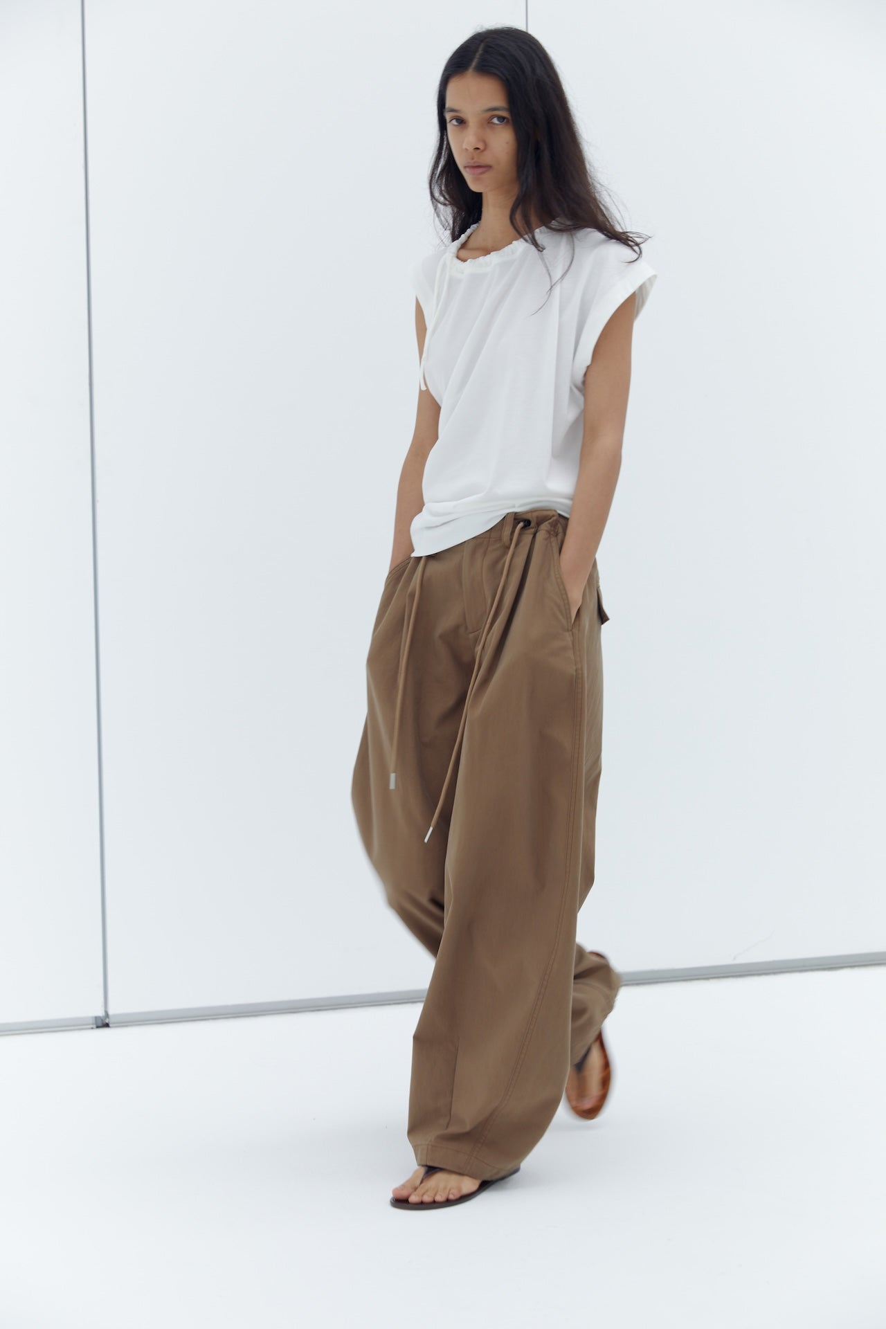 Balloon Silhouette Casual Pants