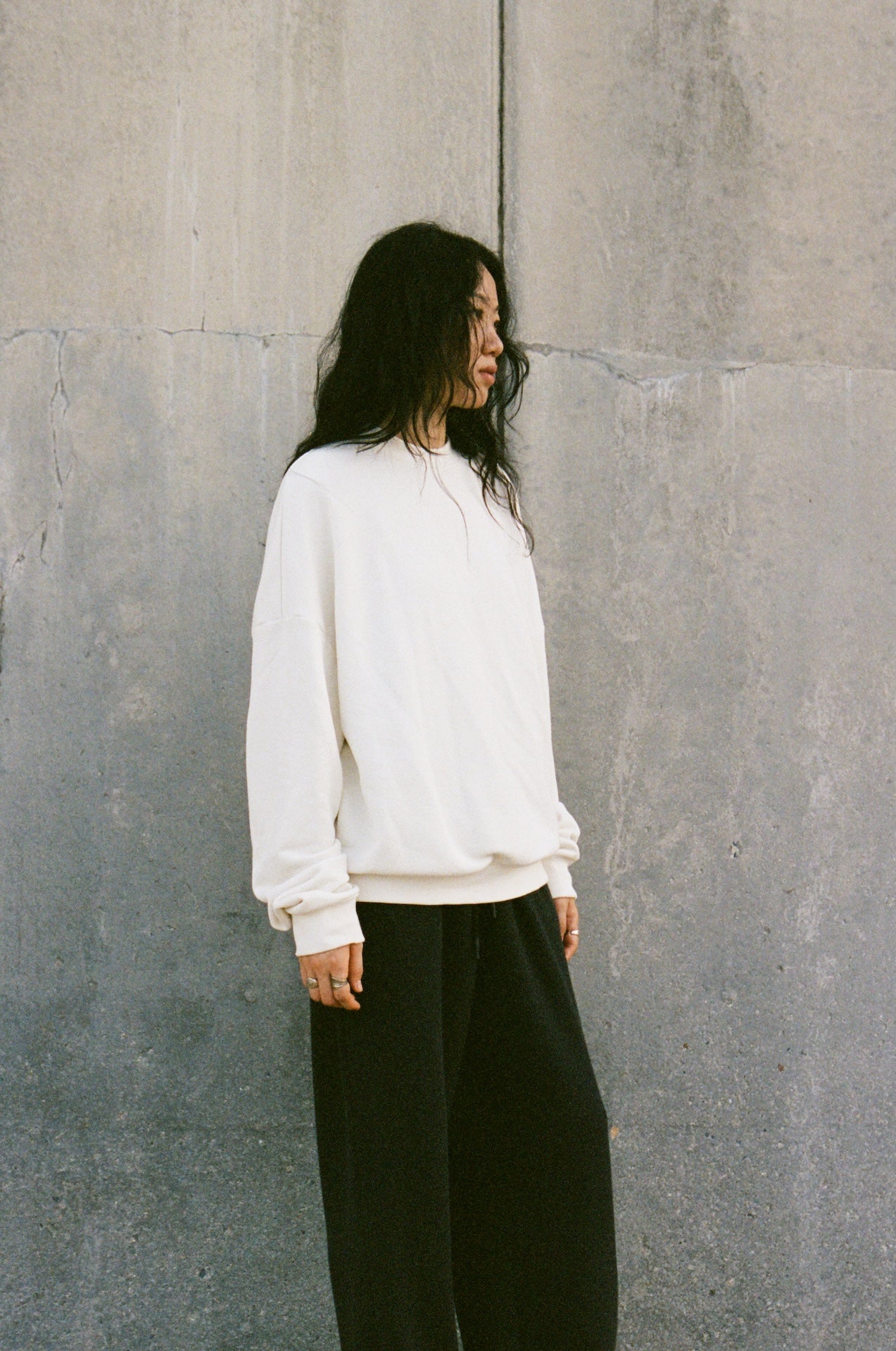 Cotton-Blend Bouclé Knit Crewneck Drop-Shoulder Pullover Sweatshirt