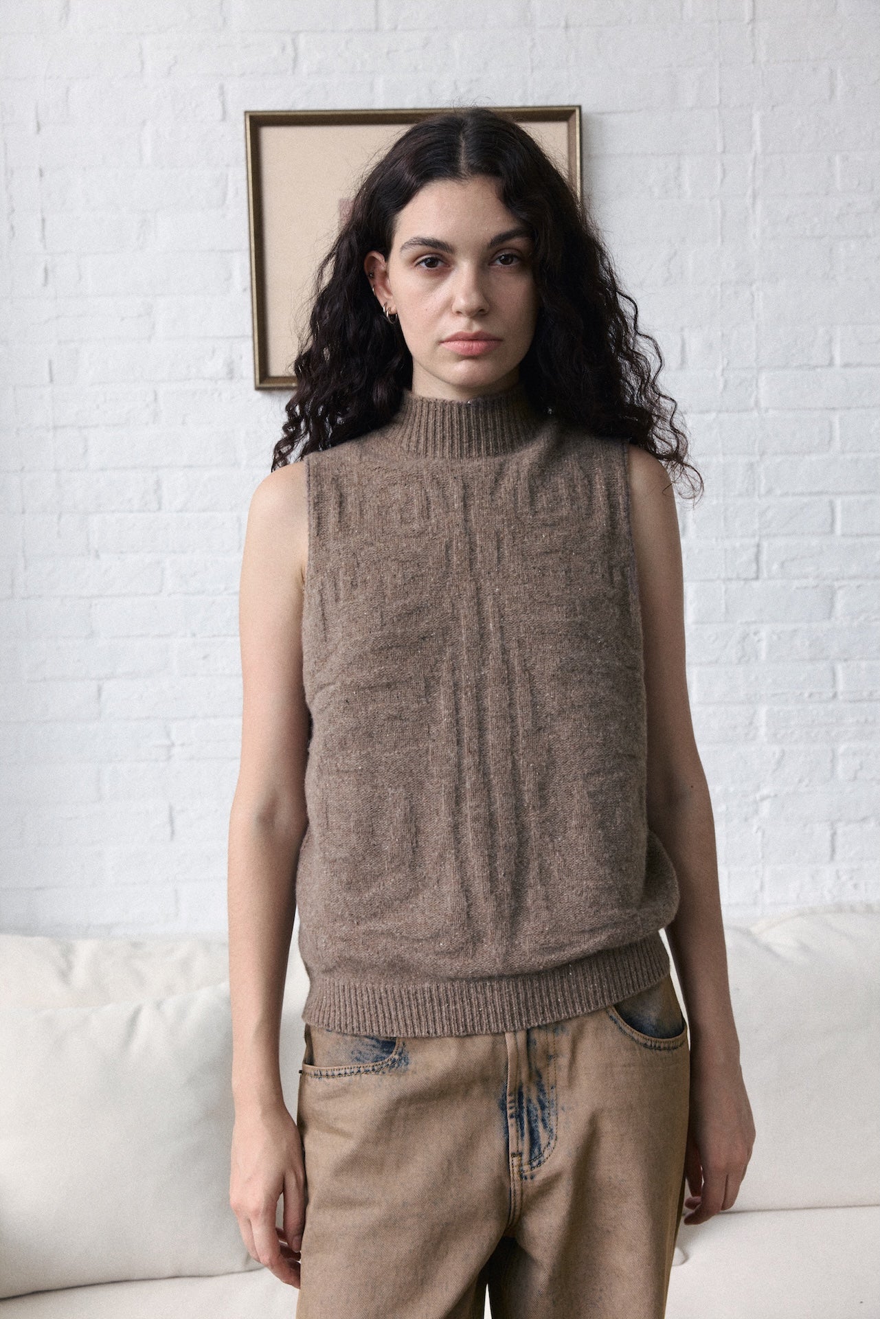 Tiger-Cat Textured High-Neck Sleeveless Knit Top