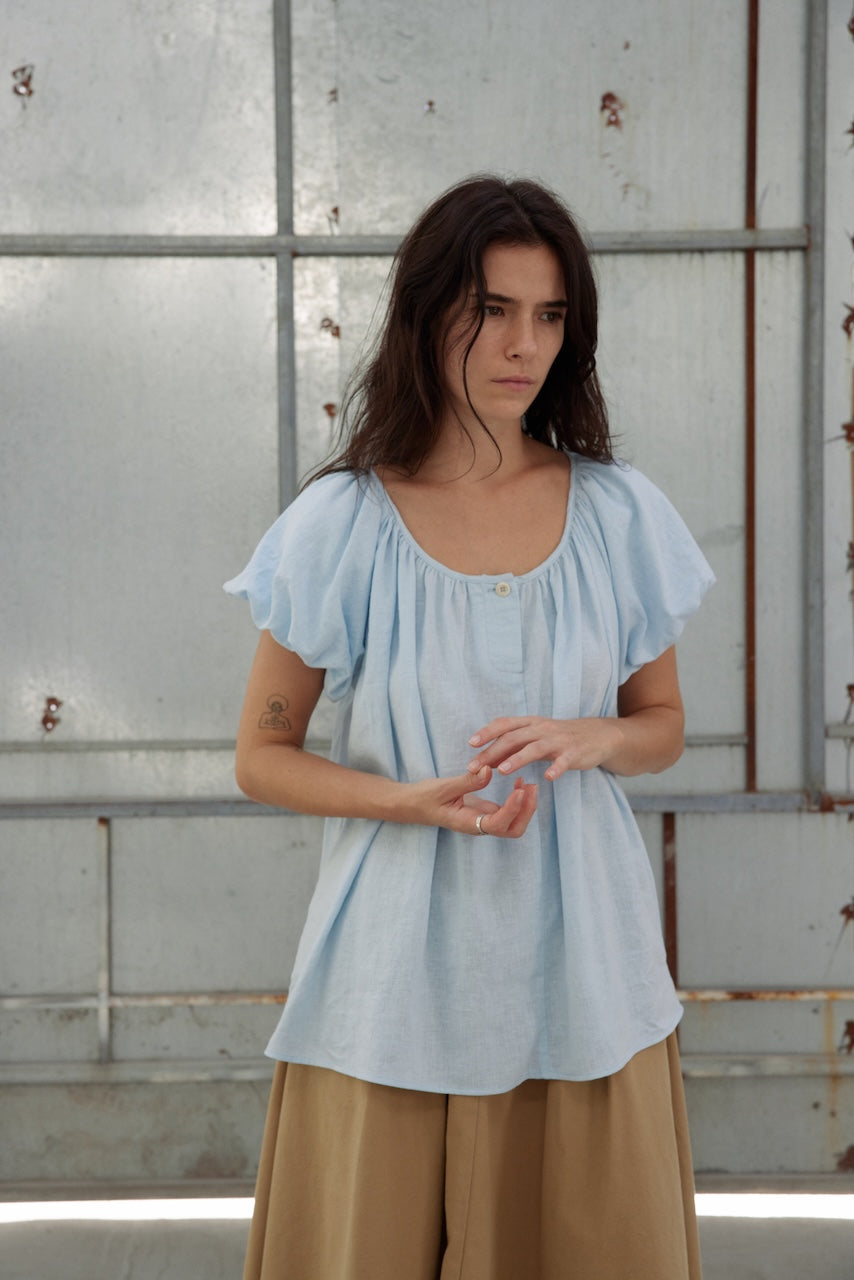 U-Neck Gathered Top