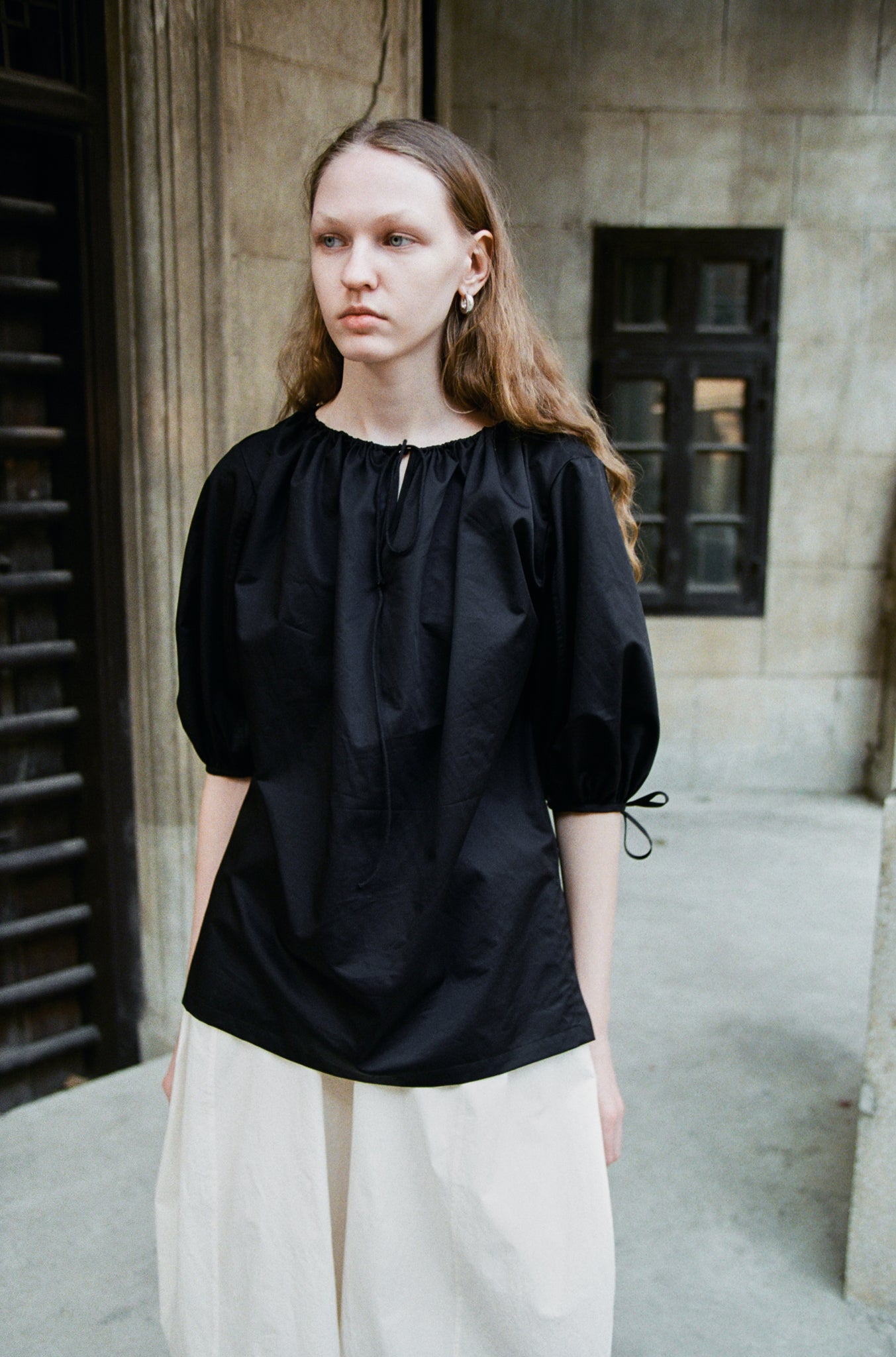 Bony Cotton Neck-Drawstring Shirt (PRE-ORDER)