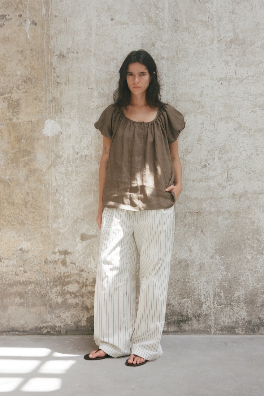U-Neck Gathered Top