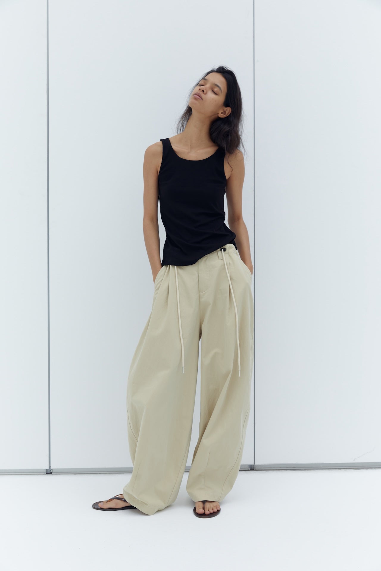 Balloon Silhouette Casual Pants