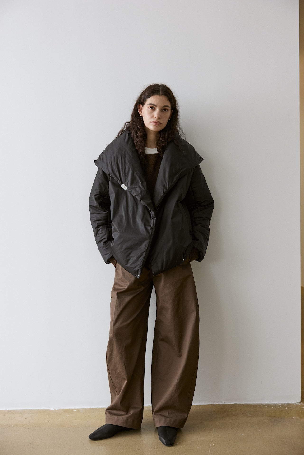 Elastic-Waist Relaxed Wide-Leg Pants