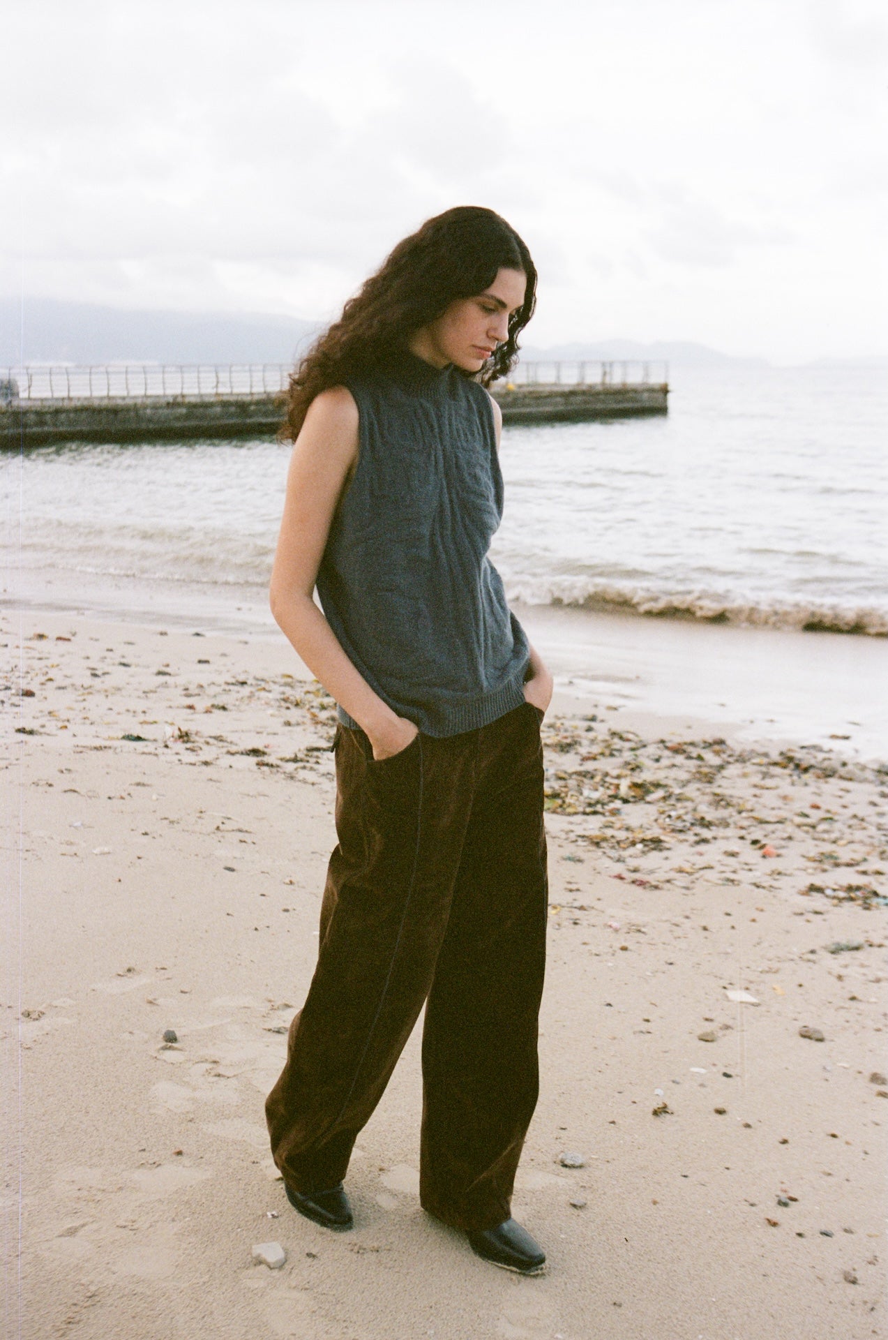 Tiger-Cat Textured High-Neck Sleeveless Knit Top