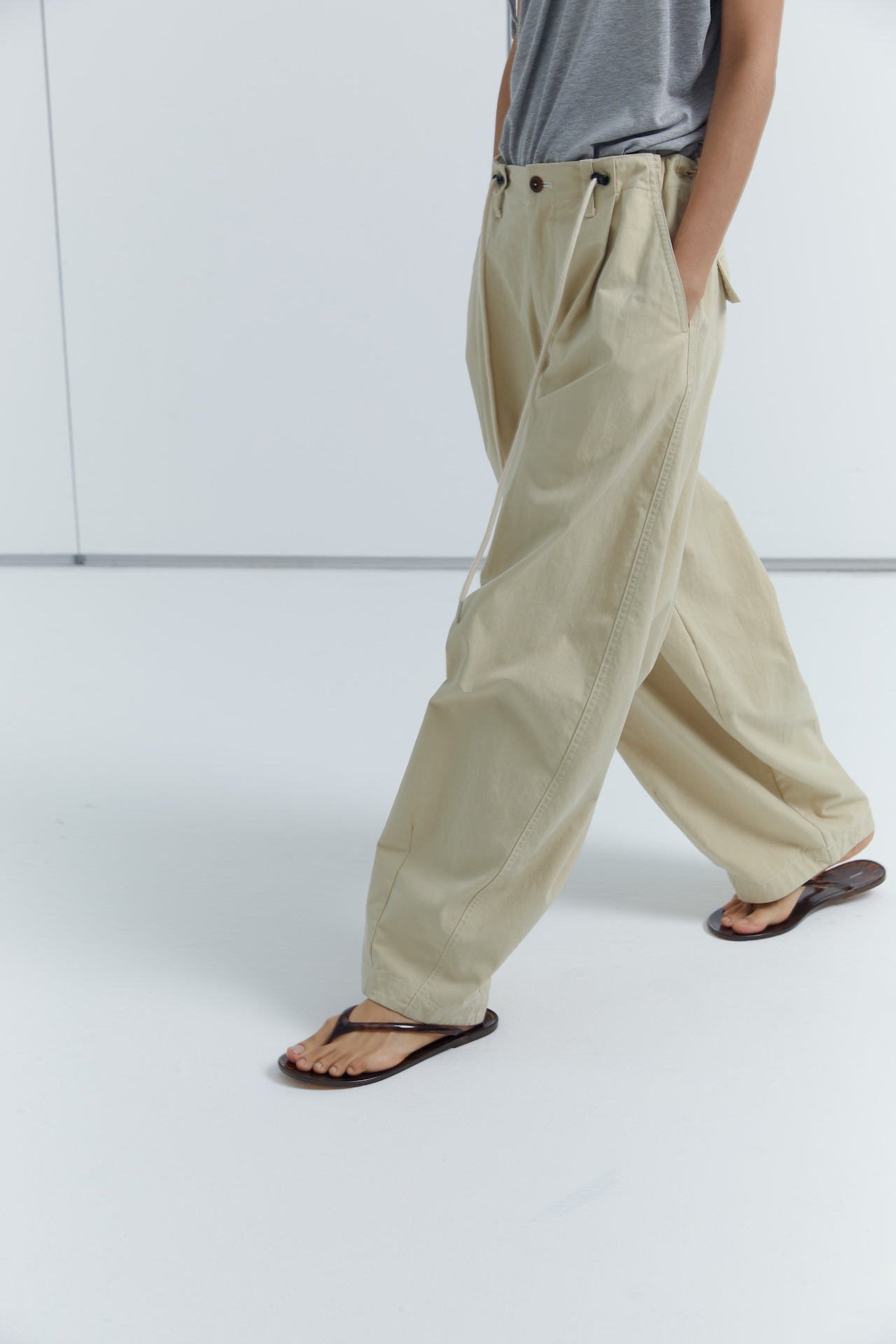 Balloon Silhouette Casual Pants